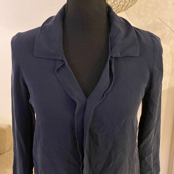 Kobi Halperin Elegant silk Navy Blouse size XS - Picture 2 of 6